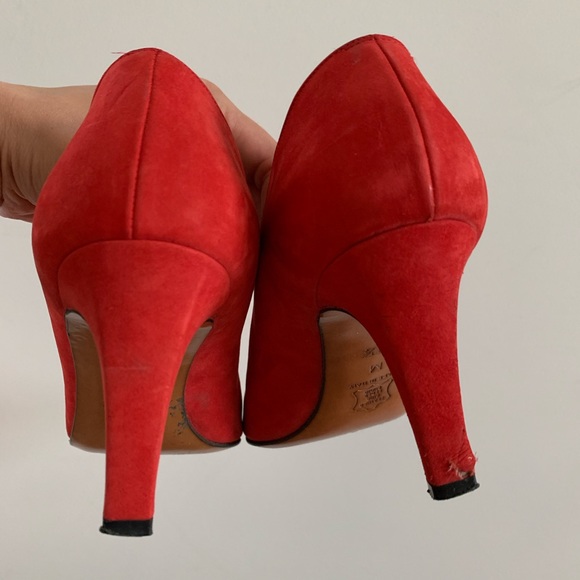 yves saint laurent / red suede pumps - Picture 7 of 9
